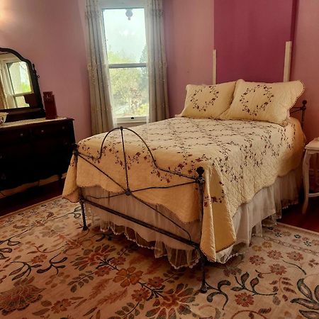 Downen House Bed & Breakfast 푸에블로 외부 사진