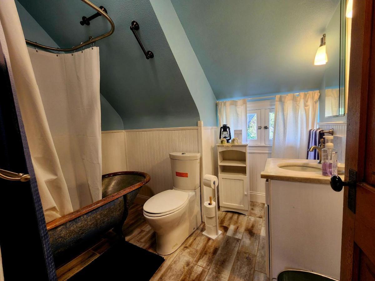 Downen House Bed & Breakfast 푸에블로 외부 사진