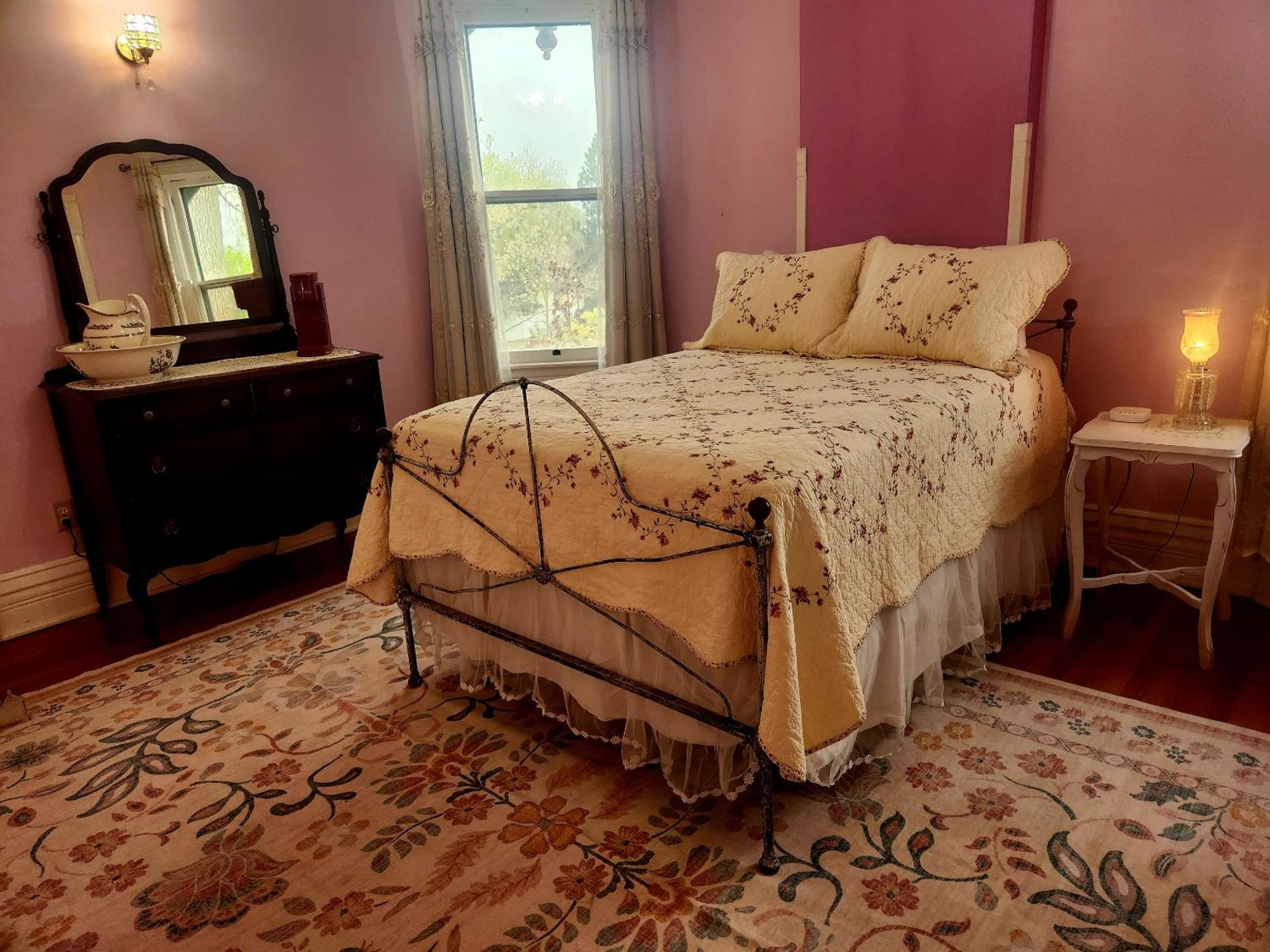 Downen House Bed & Breakfast 푸에블로 외부 사진